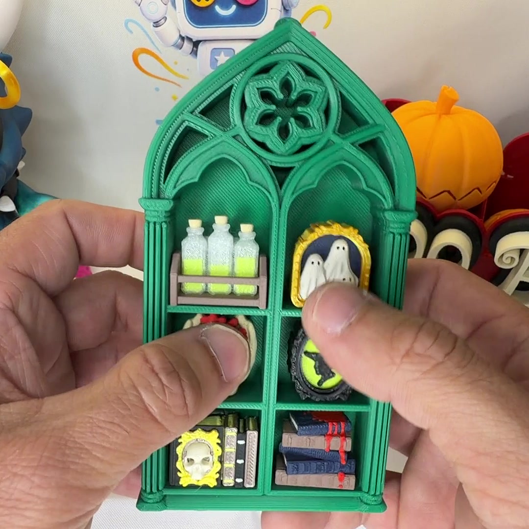 Green gothic clicker shelf with six spooky keycaps including potions and a ghost
